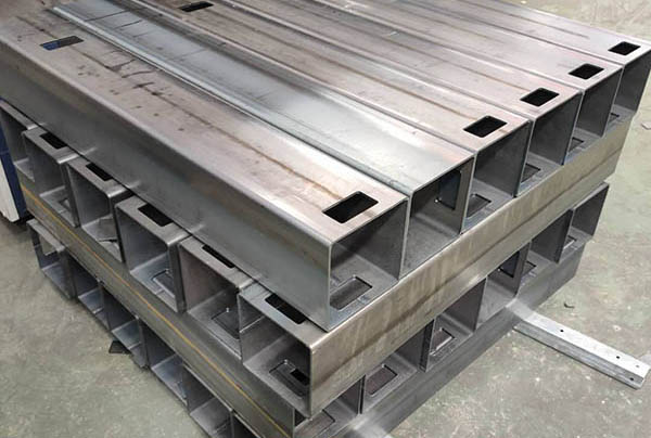 滴道大口径无缝方管