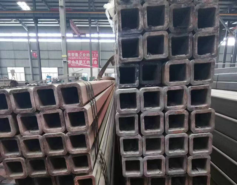 滴道无缝方管裂缝